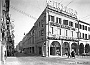 Padova-Piazza Cavour-Bar Racca,anni 60 (Adriano Danieli)